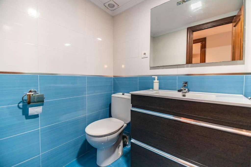Ferienwohnung Apartamento De Diseno Junto Al Puerto De Castro Urdiales Exterior foto