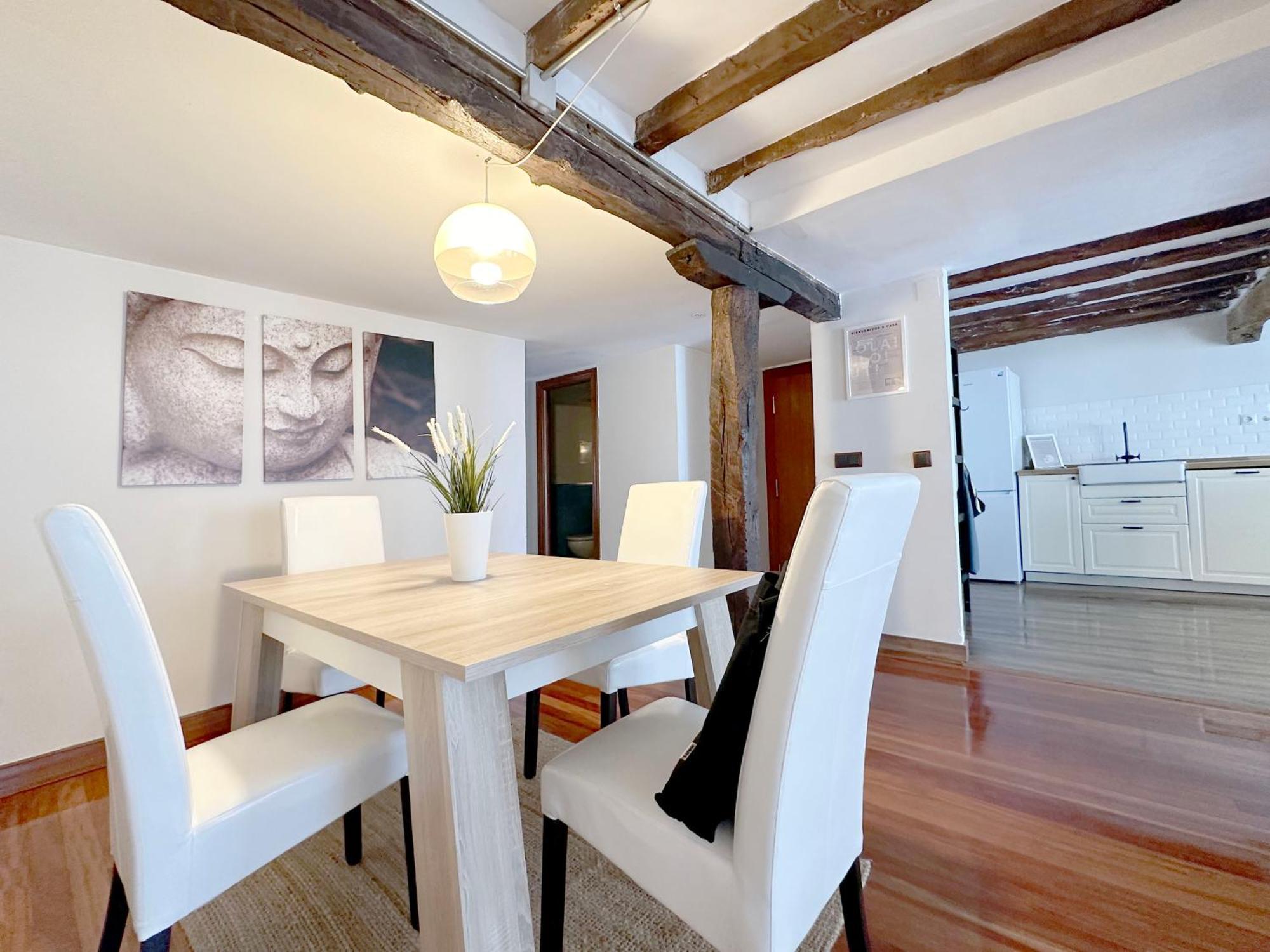 Ferienwohnung Apartamento De Diseno Junto Al Puerto De Castro Urdiales Exterior foto
